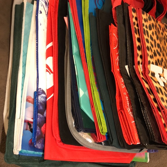 Set of 19 Shopping bags - Picture 3 of 3